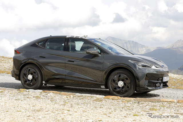 VW 新EVブランドのSUVプロトタイプ(スクープ写真)