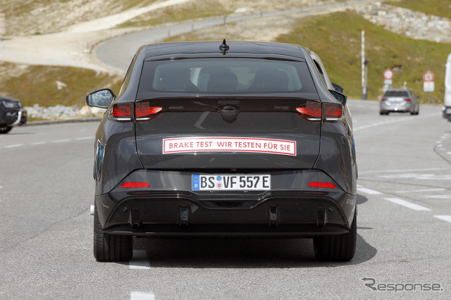VW 新EVブランドのSUVプロトタイプ(スクープ写真)