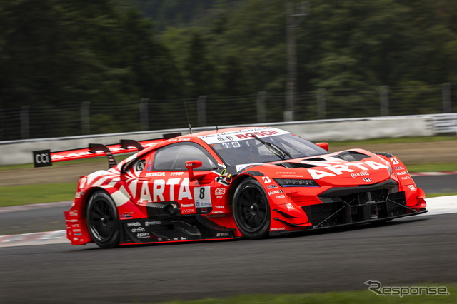 優勝した#8 ARTA MUGEN NSX-GT(野尻智紀/大湯都史樹)