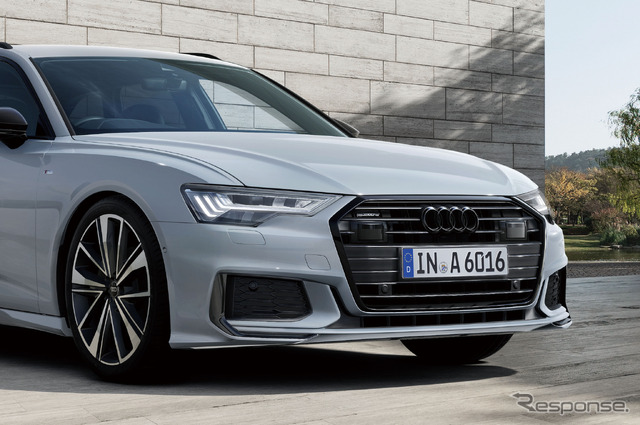 アウディ A6アバント ブラックスタイルプラス