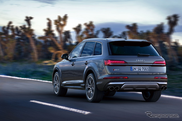 アウディ SQ7