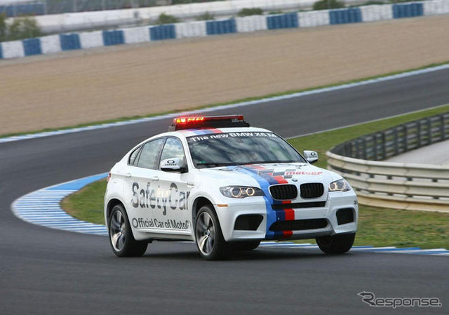 【MotoGP】BMW X6M がセーフティーカーに