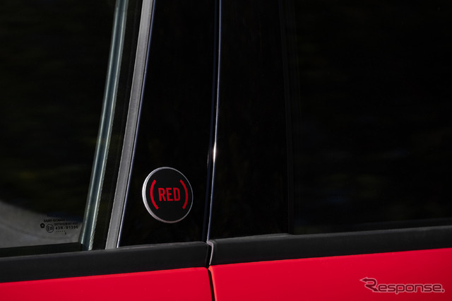 フィアット 600e の「RED」