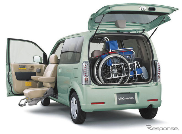 【バリアフリー09】三菱、トッポ 車いす仕様車 など4台展示