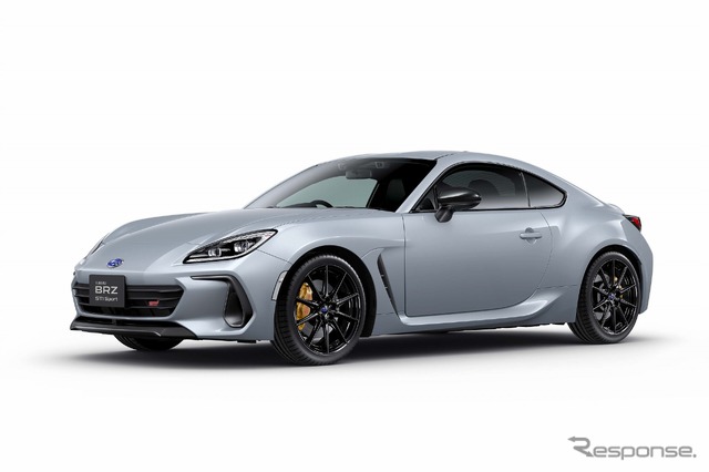 スバル BRZ STIスポーツ(アイスシルバーメタリック)