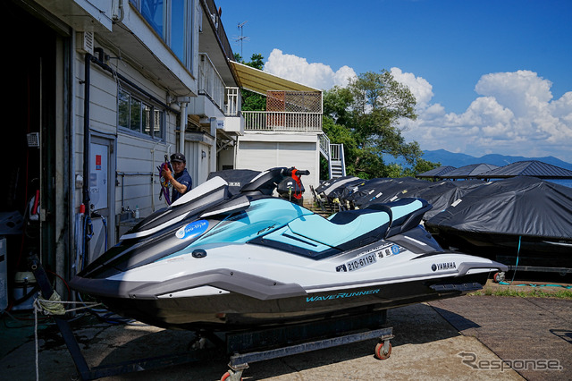 1812ccの4気筒エンジンを搭載するFXクルーザーHO。オーディオ有り(296万7459円)とオーディオ無し(279万1459円)の2種を用意