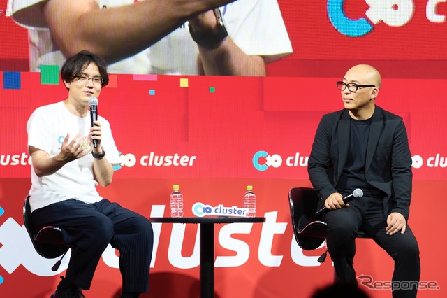 クラスターの加藤CEO(向かって左)とトヨタの中嶋部長。爆創クラブ制作発表会(東京ゲームショウ2023)