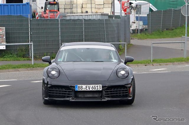 ポルシェ 911 GTSハイブリッド プロトタイプ エアロパッケージ(スクープ写真)