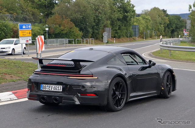 ポルシェ 911 GTSハイブリッド プロトタイプ エアロパッケージ(スクープ写真)