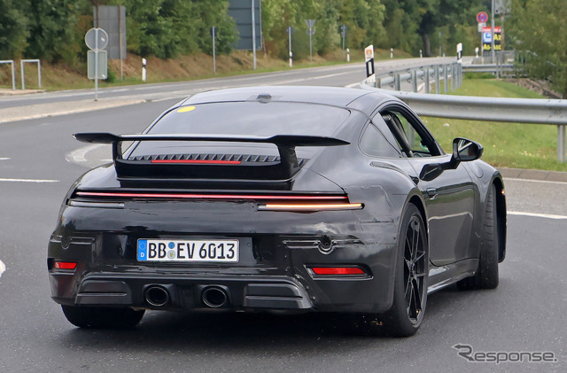ポルシェ 911 GTSハイブリッド プロトタイプ エアロパッケージ(スクープ写真)