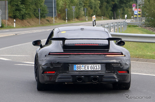 ポルシェ 911 GTSハイブリッド プロトタイプ エアロパッケージ(スクープ写真)