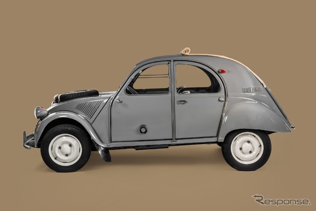 シトロエン 2CV 4×4サハラ(1961年)