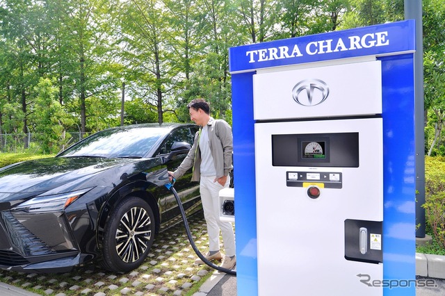 テラチャージの超急速充電器