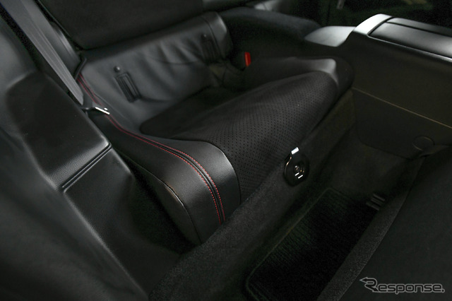 スバル BRZ STIスポーツ