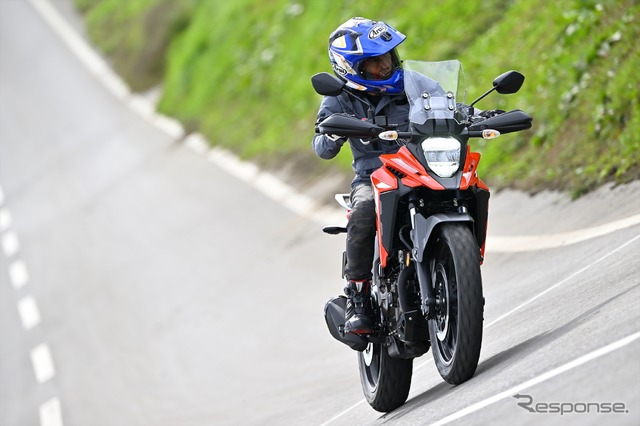 スズキ Vストローム250SX