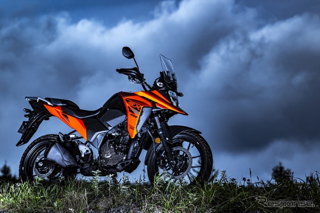 スズキ Vストローム250SX