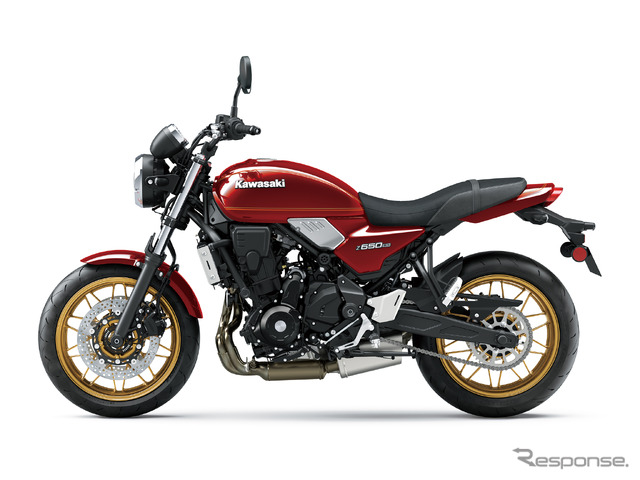 Z650RS キャンディミディアムレッド