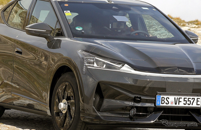 VW 新EVブランドのSUVプロトタイプ(スクープ写真)