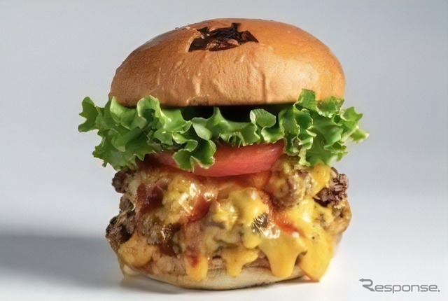 ジャパンミートショー:「SHOGUN BURGER」黒毛和牛チーズバーガー(ジャパンモビリティショー2023)