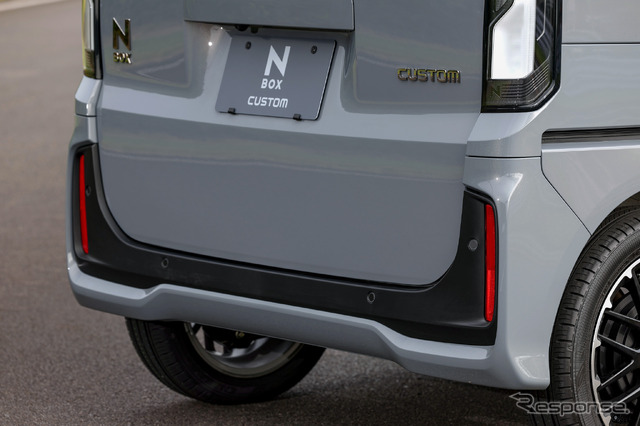 ホンダ N-BOX カスタム 新型