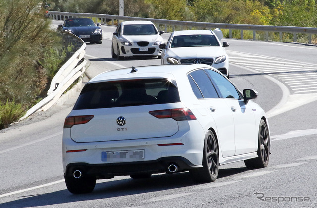 VW ゴルフ GTI 改良新型 プロトタイプ(スクープ写真)