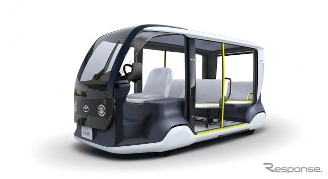 トヨタ APM(Accessible People Mover)