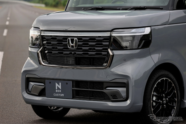 ホンダ N-BOXカスタム 新型