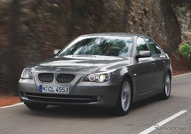 BMW 5シリーズ、41万円のオプションを無償で