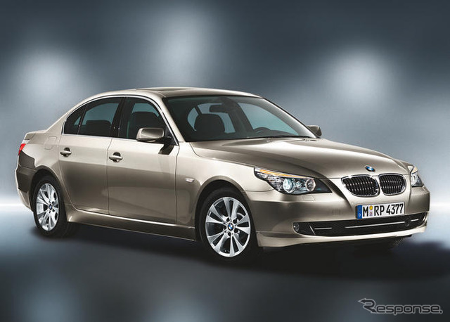 BMW 5シリーズ、41万円のオプションを無償で