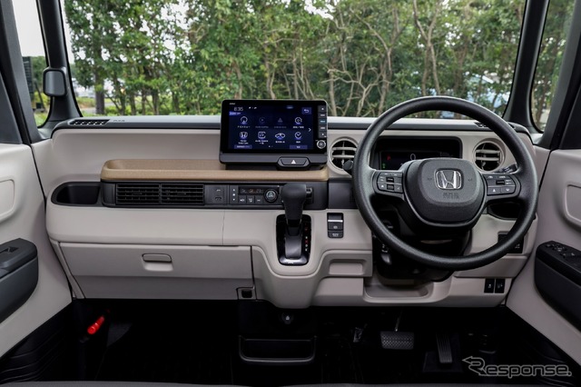 ホンダ N-BOX 新型(オータムイエロー・パール)