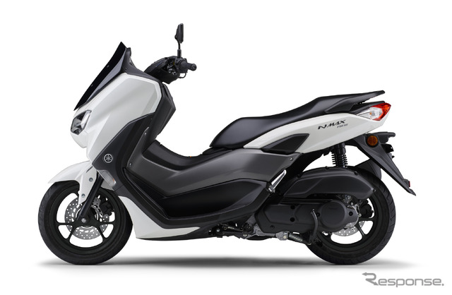 ヤマハ NMAX155 ABS(ホワイト)