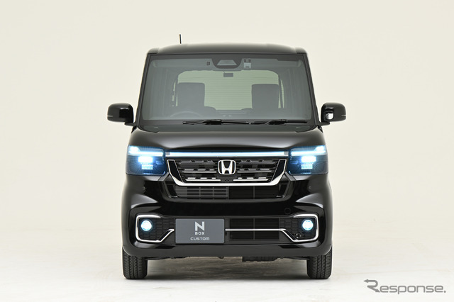 ホンダ N-BOXカスタム 純正アクセサリー装着車