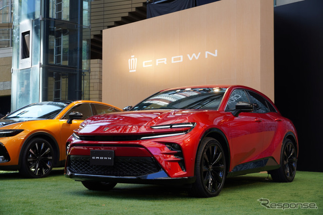 トヨタ自動車 クラウンスポーツ