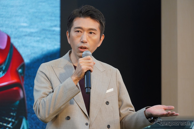 クラウン 開発担当者 本間裕二 氏