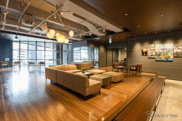 THE CROWN 福岡