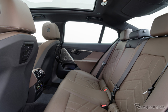 BMW i5 eDrive40
