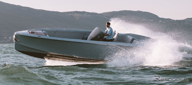 フラウシャー×ポルシェ850ファントムエア