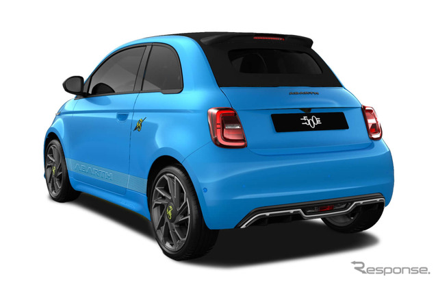 アバルト 500e スコーピオニッシマ(ポイズンブルー)