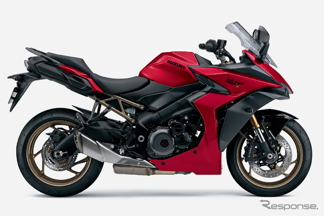 スズキ GSX-S1000GT(キャンディダーリングレッド)