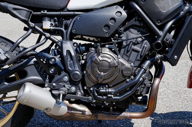 カスタム前のヤマハ XSR700