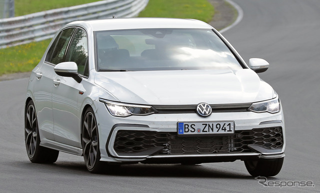 VW ゴルフ GTI 改良新型プロトタイプ(スクープ写真)