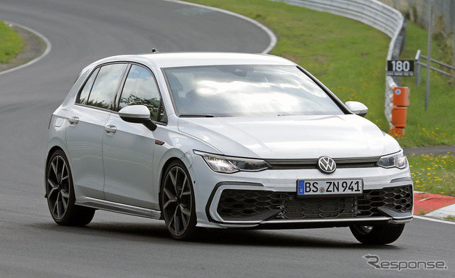 VW ゴルフ GTI 改良新型プロトタイプ(スクープ写真)