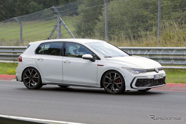 VW ゴルフ GTI 改良新型プロトタイプ(スクープ写真)