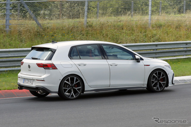 VW ゴルフ GTI 改良新型プロトタイプ(スクープ写真)