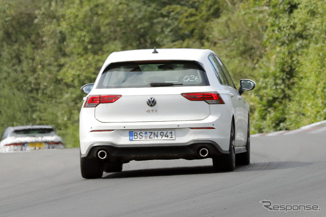 VW ゴルフ GTI 改良新型プロトタイプ(スクープ写真)