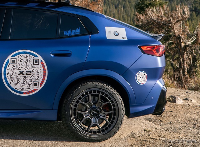 BMW X2 新型の「M35i xDrive」の米「Rebelle Rally」参戦車両