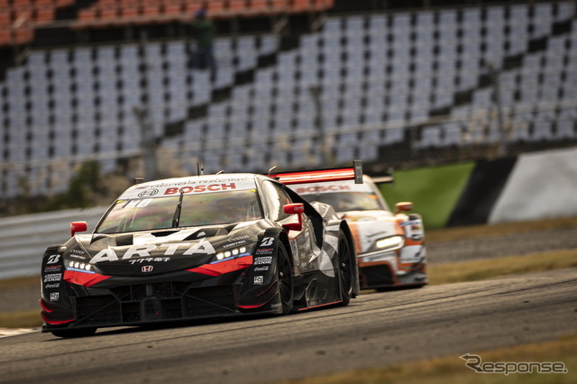 2位の#16 ARTA MUGEN NSX-GT(福住仁嶺/大津弘樹)