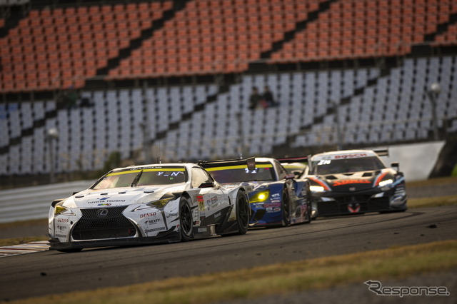 GT300クラス3位の#31 apr LC500h GT(嵯峨宏紀/小高一斗/根本悠生)