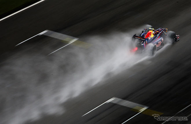 【F1中国GP】決勝…雨の中、レッドブルが1-2