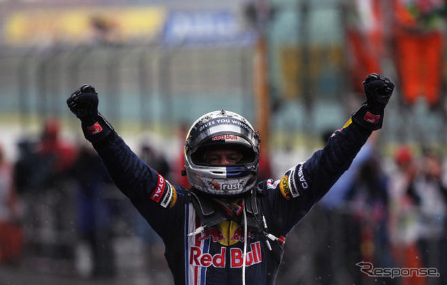 【F1中国GP】決勝…雨の中、レッドブルが1-2
